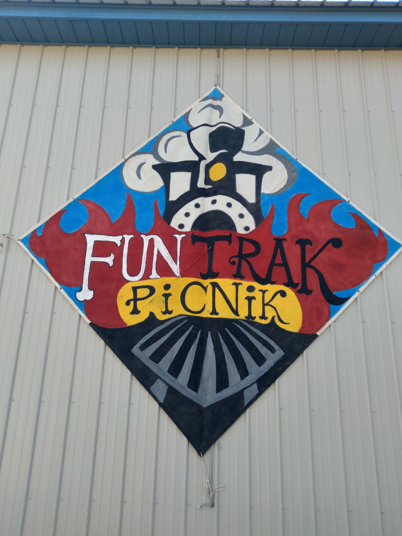 FUNTRAK PikNik